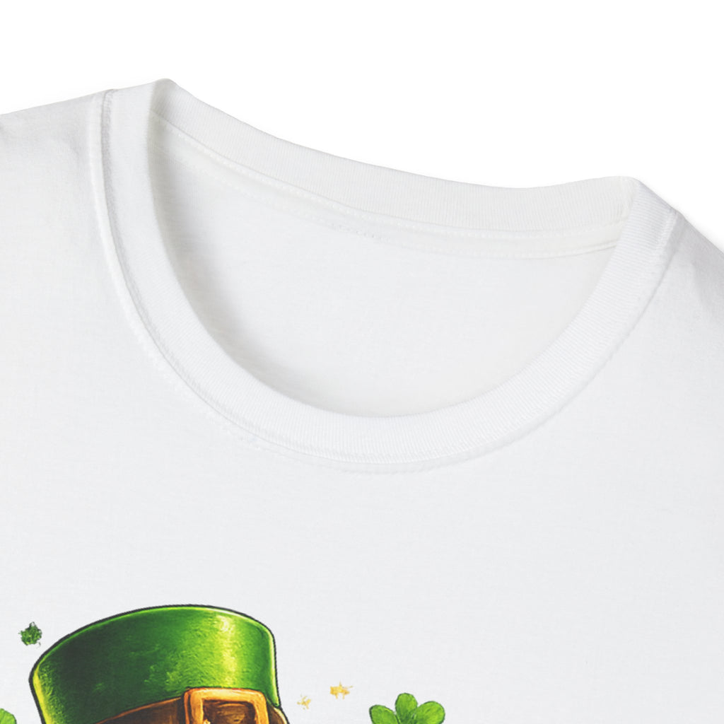 St. Patrick's Day 'It's Me I'm the Shenanigans' T-Shirt - Funny Leprechaun Drink Tee