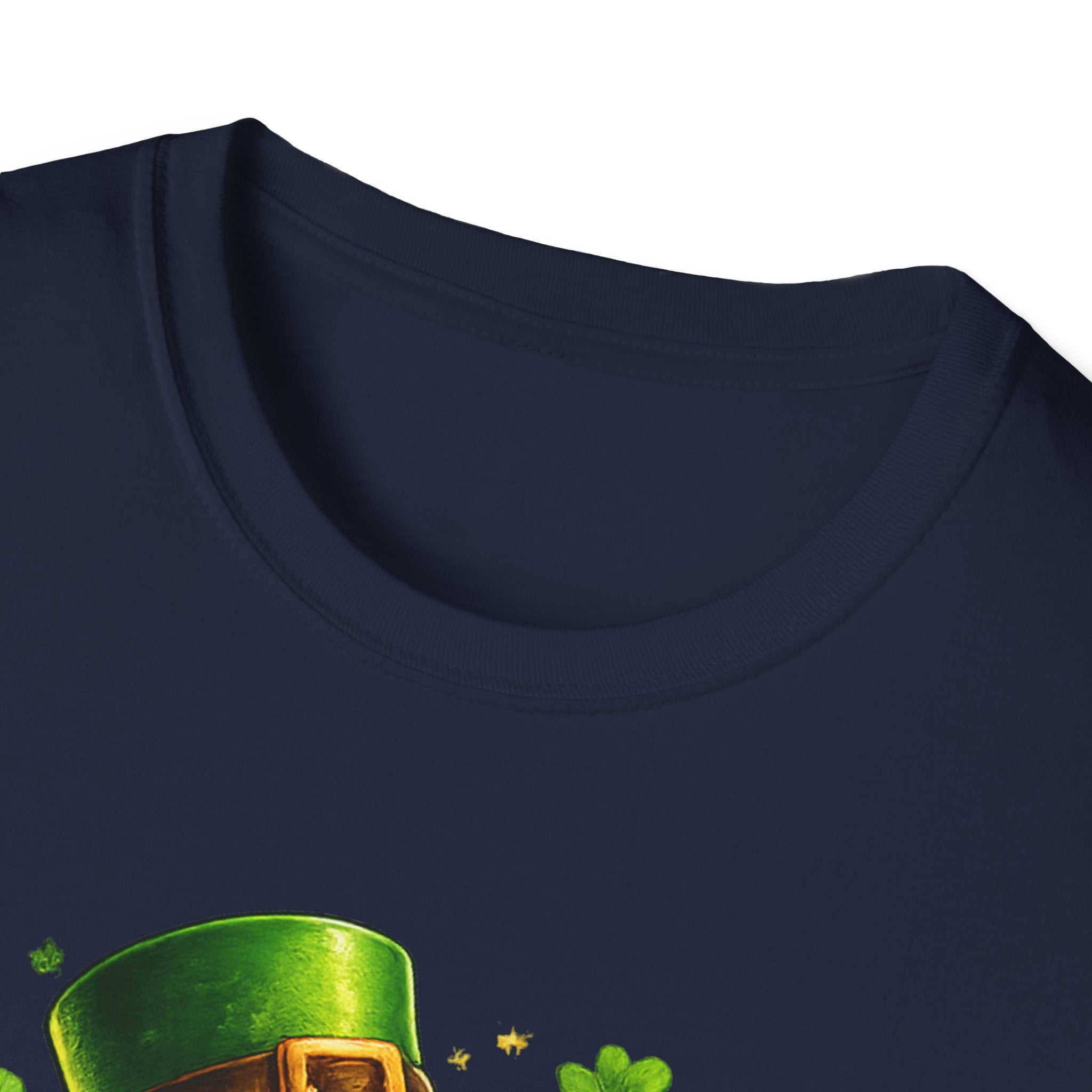 St. Patrick's Day 'It's Me I'm the Shenanigans' T-Shirt - Funny Leprechaun Drink Tee